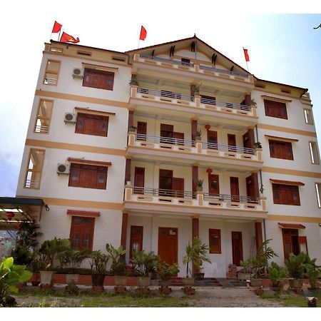 An Binh Homestay 퐁냐 외부 사진